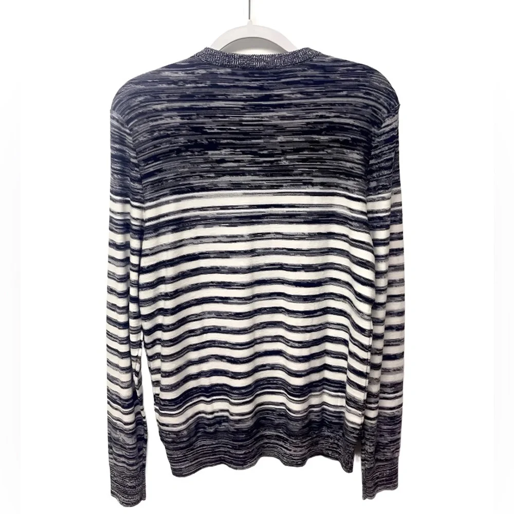 Express Men’s Long Sleeve Button-Down Top Navy Blue and White Striped New